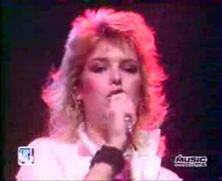 Profilový obrázek - Kim Wilde Love Blonde (Top of the pops)