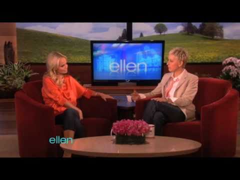 Profilový obrázek - Kristin Chenoweth Gives Ellen the Finger!