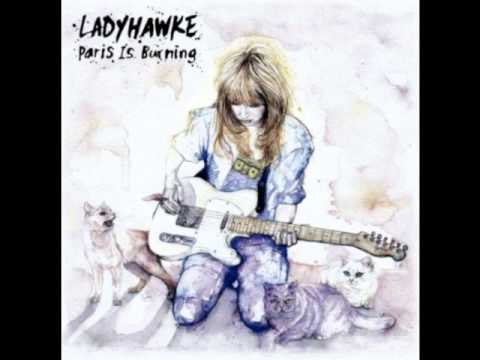 Profilový obrázek - Ladyhawke - Paris S'enflamme