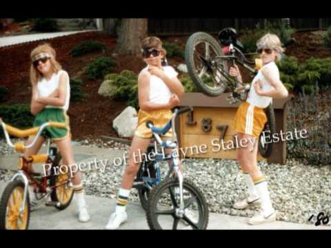 Profilový obrázek - Layne Staley lifting a bike