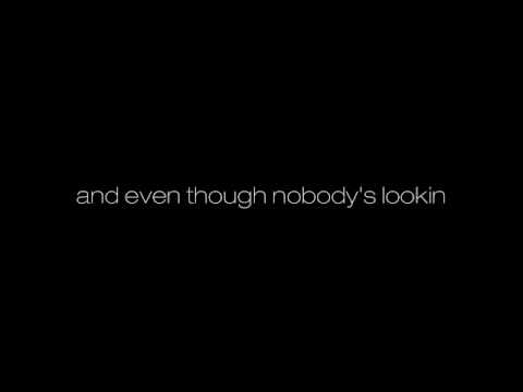 Profilový obrázek - Lisa Loeb - She's Falling Apart [With Lyrics]