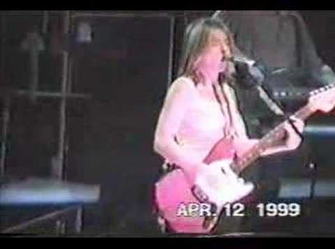 Profilový obrázek - Liz Phair - Fuck and Run Live 04/12/99