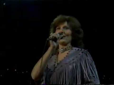 Profilový obrázek - Loretta Lynn-LIVE 1982 Part 1