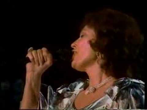 Profilový obrázek - Loretta Lynn-LIVE 1982 Part 2