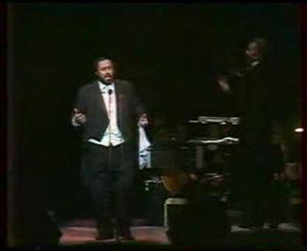 Profilový obrázek - Luciano Pavarotti Recondita armonia Puccini Budapest 1991