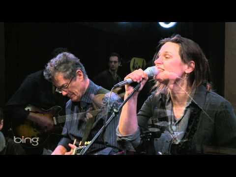 Profilový obrázek - Madeleine Peyroux - The Kind You Can't Afford (Live in the Bing Lounge)