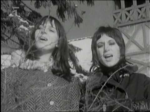 Profilový obrázek - Martha a Tena Elefteriadu - Svatojánská pouť (1971)