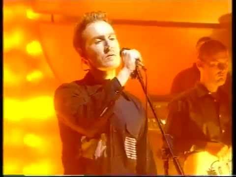 Profilový obrázek - Massive Attack - Inertia Creeps (Live - Jo Whiley Show 1998)