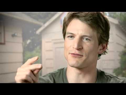 Profilový obrázek - Meet the Stars of A Walk in My Shoes: Philip Winchester