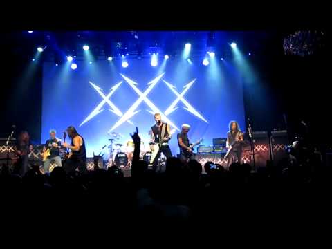 Profilový obrázek - Metallica 30th anniversary w/ Dave Mustaine, Ron McGovney and Lloyd Grant 'Hit The Lights'