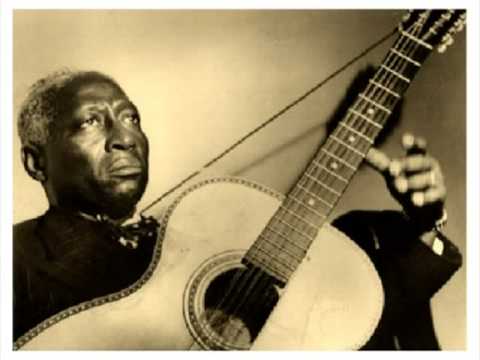 Profilový obrázek - 'Midnight Special' LEADBELLY (1940) Blues Guitar Legend