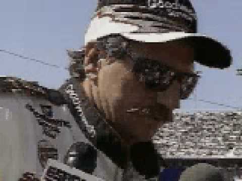 Profilový obrázek - NASCAR - Dale Earnhardt Angry After 2000 Daytona 500