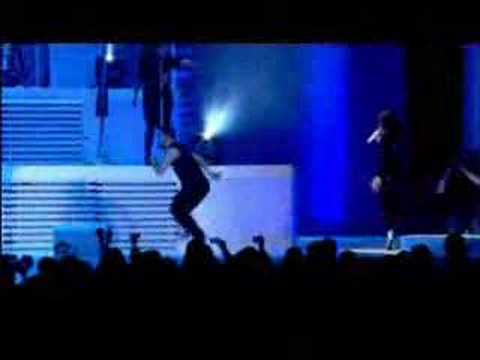 Profilový obrázek - Nelly Furtado - Wait For You:Loose Concert Tour Live Perform