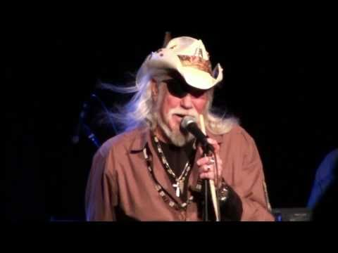 Profilový obrázek - New Years Eve 2010 With Ray Sawyer (Dr Hook) Video 3 - She Was Only 16