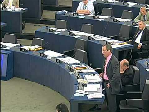 Profilový obrázek - Nigel Farage..i want you all fired. what the EU should be 06 07 11.flv