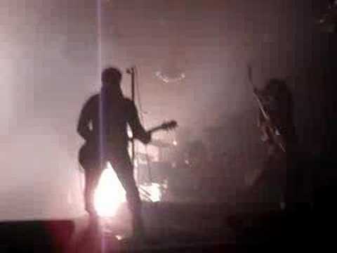 Profilový obrázek - NIN - Terrible Lie (Live 2007)