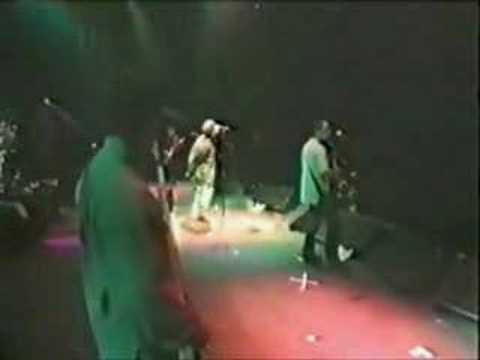 Profilový obrázek - Oasis - Slide Away (Live at Glastonbury 1995-06-23)