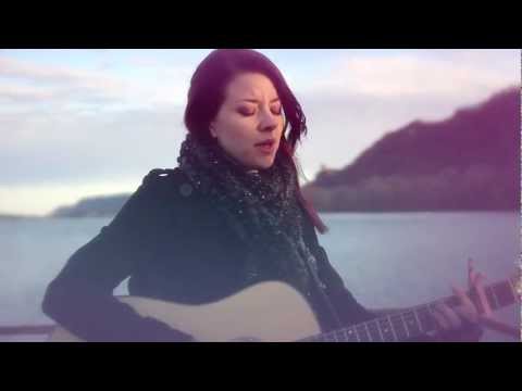 Profilový obrázek - Ocean Tides (Live Acoustic) - Hana Pestle