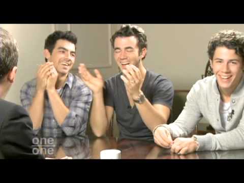 Profilový obrázek - One on One with the Jonas Brothers