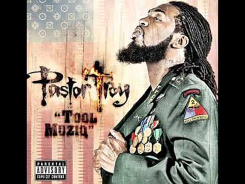 Profilový obrázek - Pastor Troy ft. Blood Raw - AK's (Beat Flippaz)