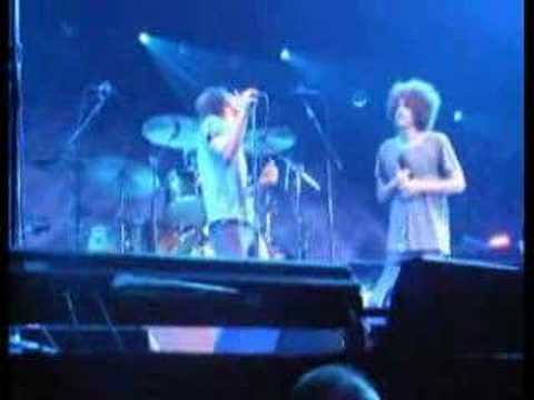 Profilový obrázek - Pearl Jam with Andy Stockdale-Hungerstrike 2006.09.01 Spain