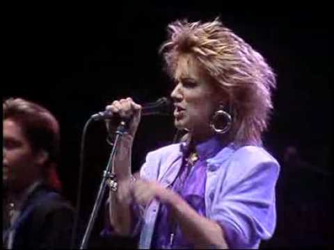 Profilový obrázek - per gessle + marie fredriksson love the one you're with live anc galan 1985