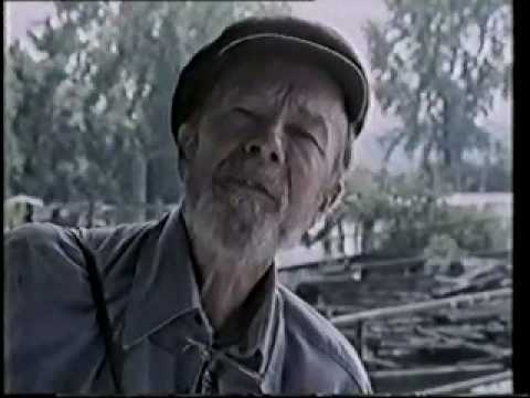 Profilový obrázek - Pete Seeger sings Pastures of Plenty written by Guthrie in 1942