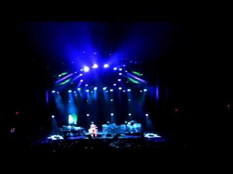 Profilový obrázek - Phish: 7/4/10 Killing in the name ~ Rage Against the Machine cover (HD)