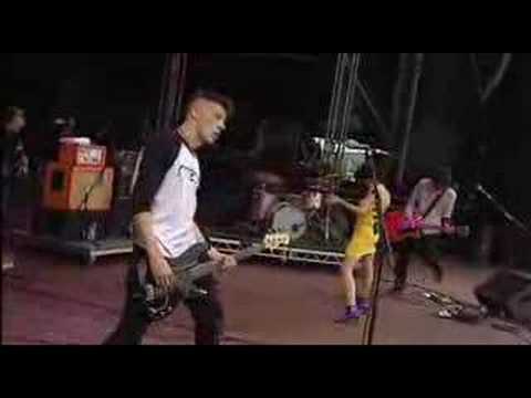 Profilový obrázek - PJ Harvey Live Concert T In The Park