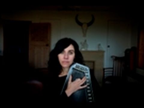 Profilový obrázek - PJ Harvey- The Words That Maketh Murder