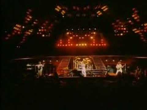 Profilový obrázek - Queen - Live In Budapest (Magic Tour) - Part 9 (9/9)