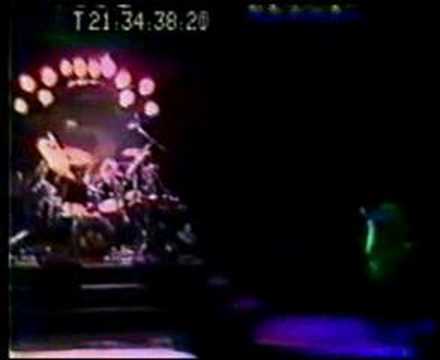 Profilový obrázek - Queen - Spread Your Wings (Paris 1979)