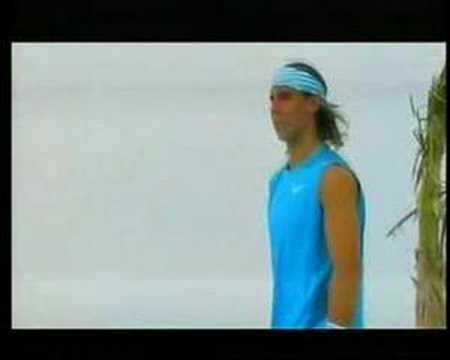 Profilový obrázek - Rafa & Serena W. playing tennis on water