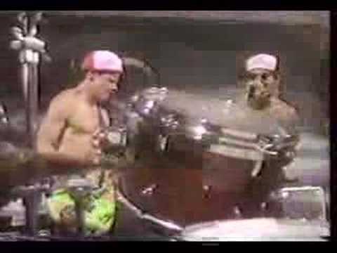 Profilový obrázek - Red Hot Chili Peppers - MTV Cutting Edge 1984