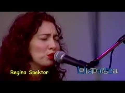 Profilový obrázek - Regina Spektor - Better (Lollapalooza 2007)