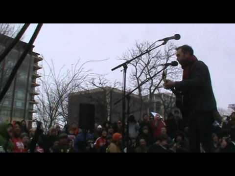 Profilový obrázek - Rise Against - Tim McIlrath "Ohio" at the Wisconsin Union Protest - Feb 21st 2011