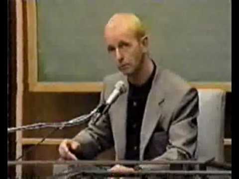 Profilový obrázek - Rob Halford (Judas Priest) singing in court 