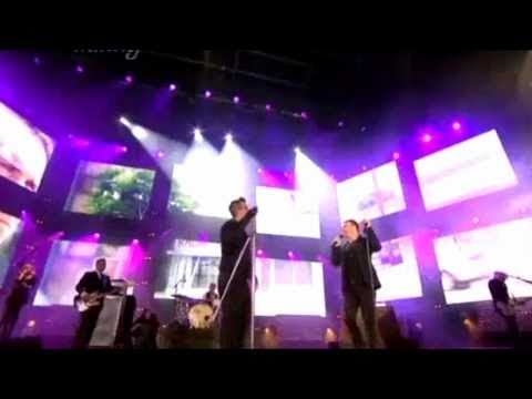 Profilový obrázek - Robbie Williams and Gary Barlow - «Shame» [Live / Concert For Heroes] [HD]