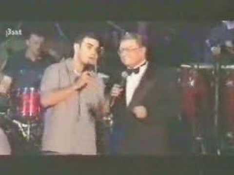 Profilový obrázek - Robbie Williams singing That's Life with his dad