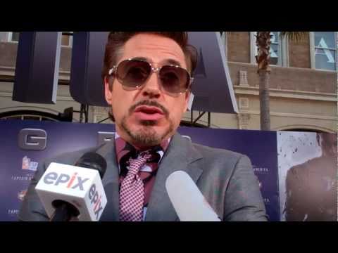 Profilový obrázek - Robert Downey Jr. at the "Captain America" premiere