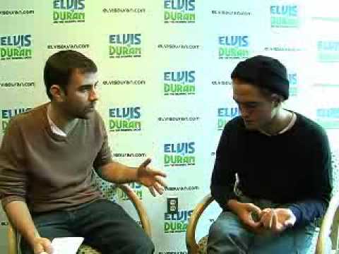 Profilový obrázek - Robert Pattinson Interview at Z100- (Nov/4) ***Rob is so Hilarious in this interview***