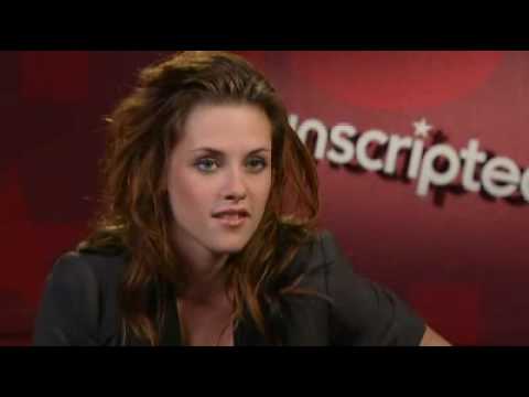 Profilový obrázek - Robert Pattinson puts on his 'sexy face' in funny interview with kristen.