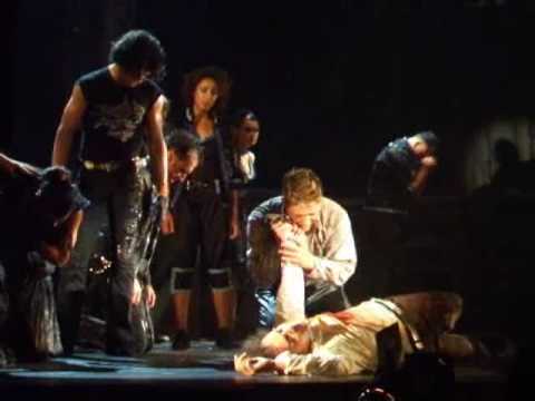 Profilový obrázek - Romeo si Julieta (Teatrul de Opereta "Ion Dacian")