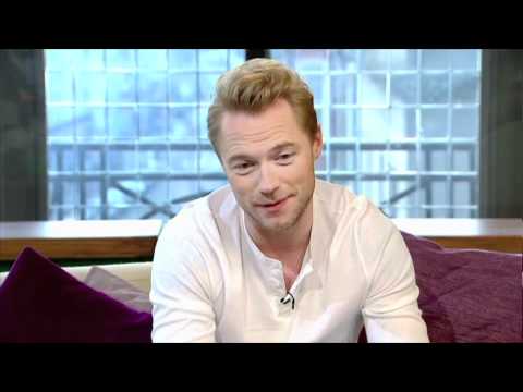 Profilový obrázek - Ronan Keating on Something For The Weekend on 27th March 2011 Part 1