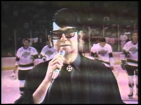 Profilový obrázek - Roy Orbison sings "The Star Spangled Banner" at the LA Kings Game - Oct 6, 1988