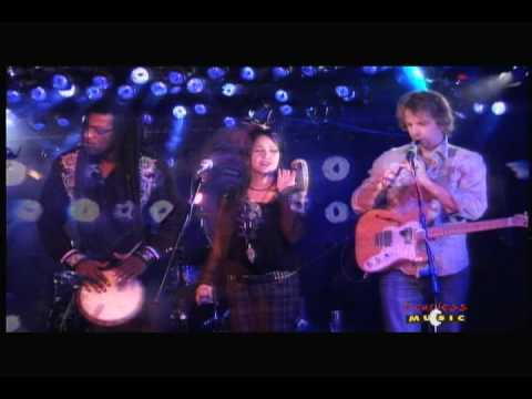 Profilový obrázek - Rusted Root - Send Me On My Way - Live on Fearless Music