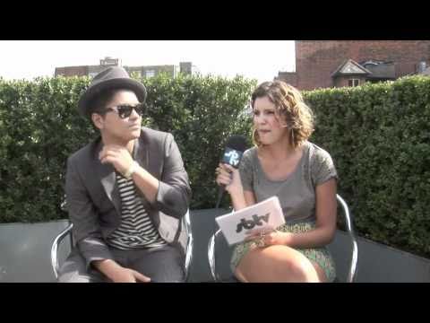 Profilový obrázek - SB.TV - Bruno Mars Interview