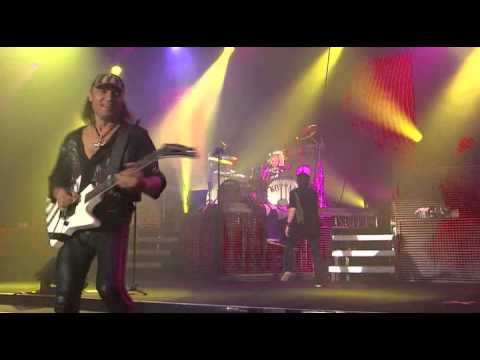 Profilový obrázek - Scorpions - Get Your Sting & Blackout 2011 (Live at Saarbrucken)