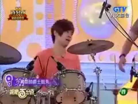 Profilový obrázek - Show Luo - Playing Drums (Eng Sub)