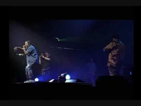 Profilový obrázek - Snoop Dogg Feat. Xzibit & Nate Dogg - B**** Please Live Up In Smoke Tour (Eagle Rock DVD)